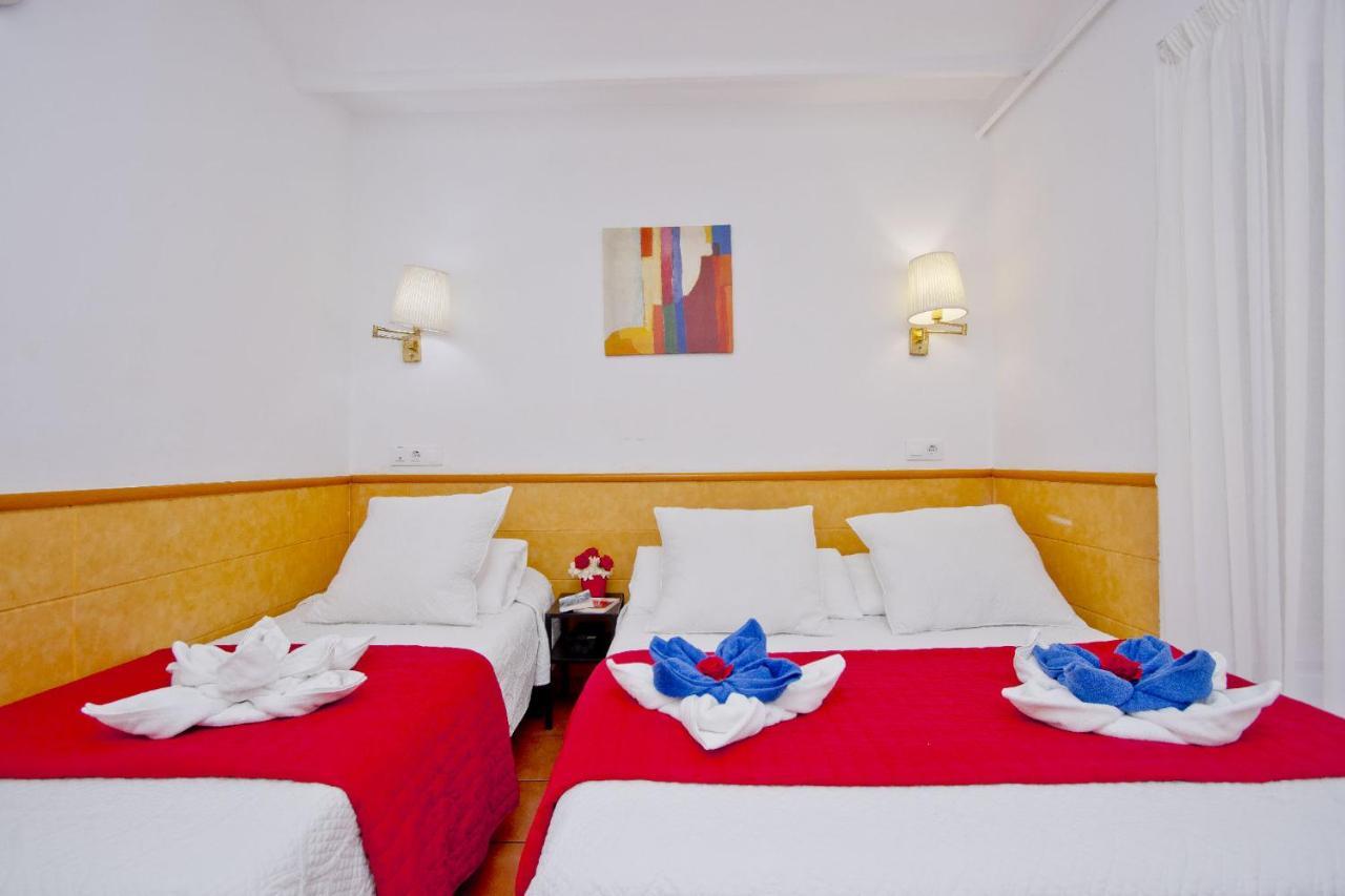 Barcelona City Rooms Bagian luar foto